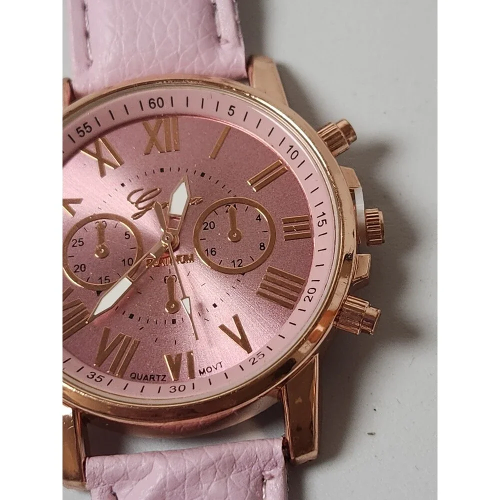 Women's Fashion Watch - Pink